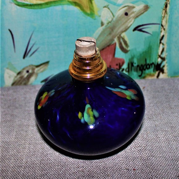 NWOB BEAUTIFUL BLUE GLASS OIL BURNER/DIFUSSER. - Picture 6 of 8